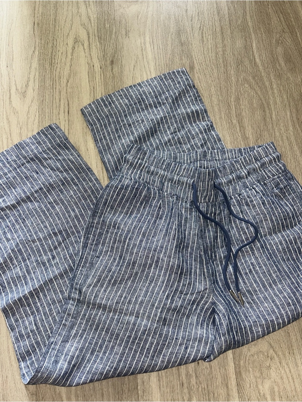 Quince women’s 100% European Linen Wide Leg Pants small short blue striped NWOT